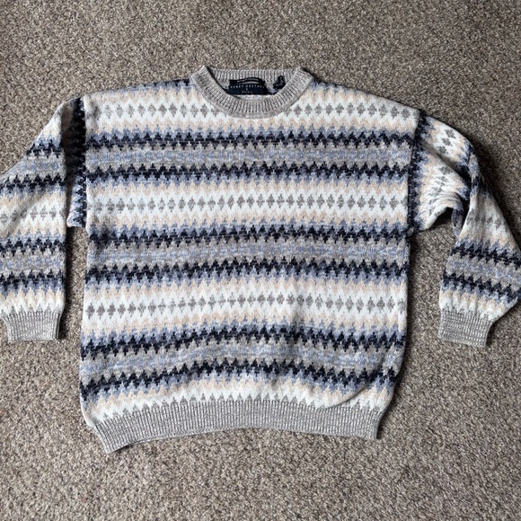 100% Cotton Blue and Gray Crewneck Sweater - Picture 1 of 6